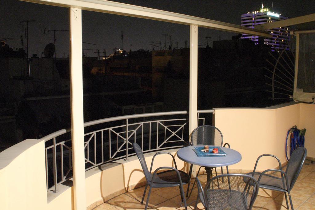 Ouranos Apartment Atena Exterior foto
